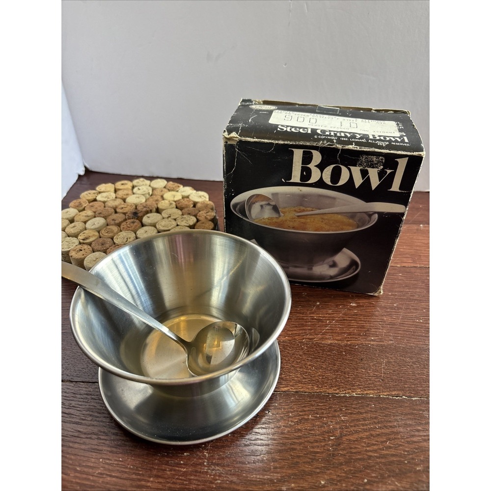 Vintage 1980s Leonard Brushed Stainless Steel Gravy Bowl 5 3/4" diameter + Ladle